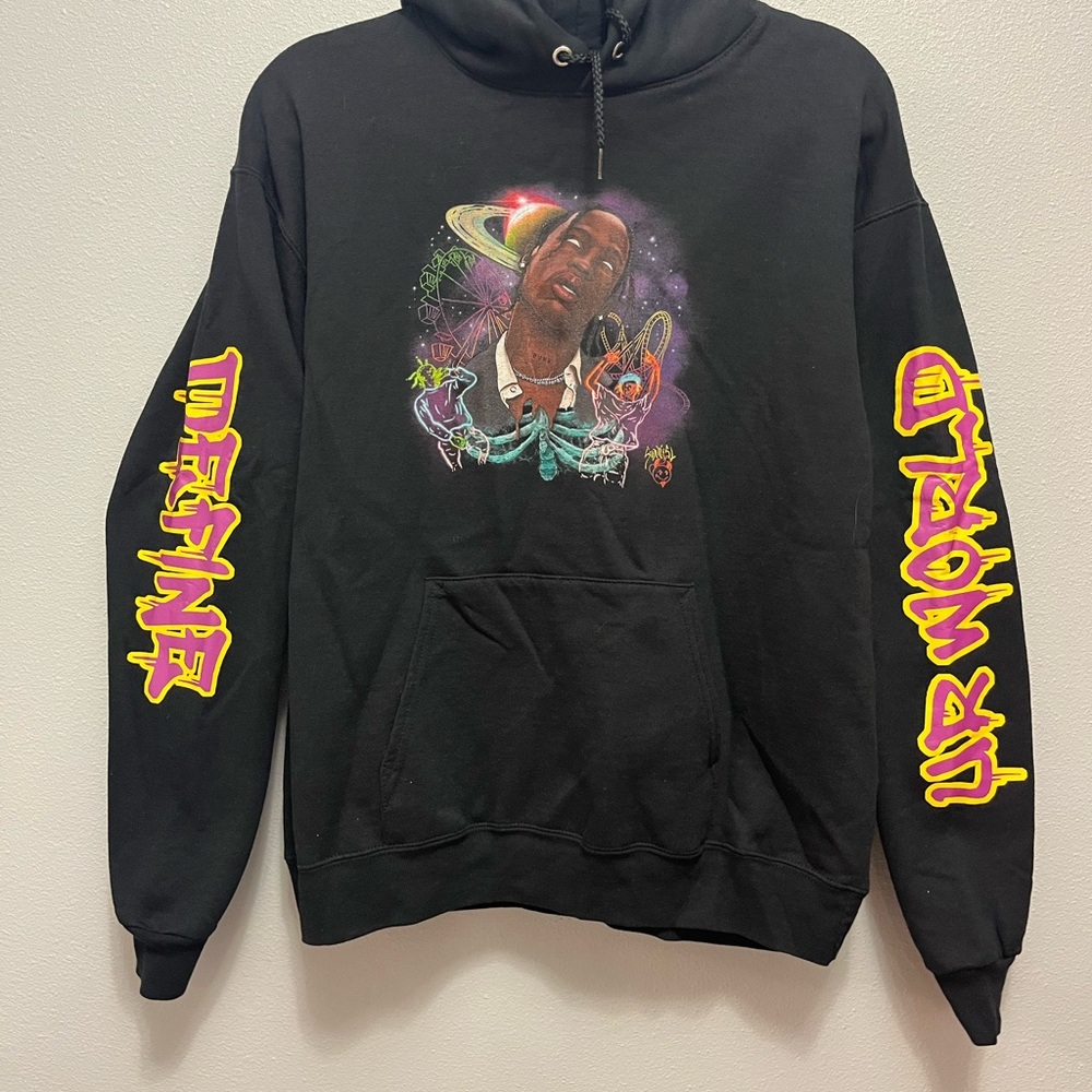 Travis Scott define UR world hoodie